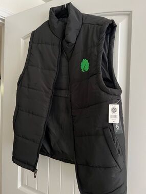 NWT Black Quilted Puffer Vest